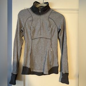 Lululemon Athletica Gray Patterned Pullover